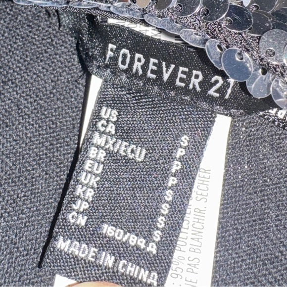 Silver Sequin Halter Top Size Small - Picture 3 of 6